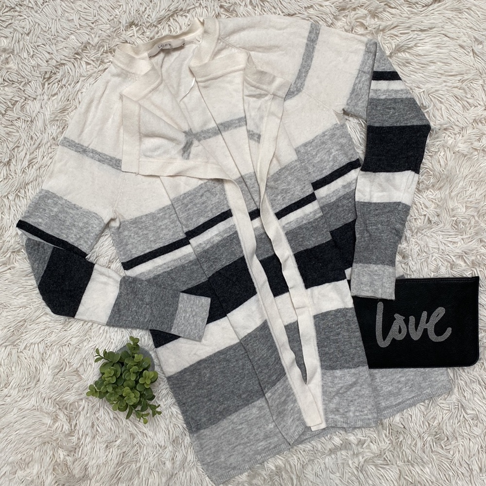 Loft Drape Open Cardigan 💗 Gray & White